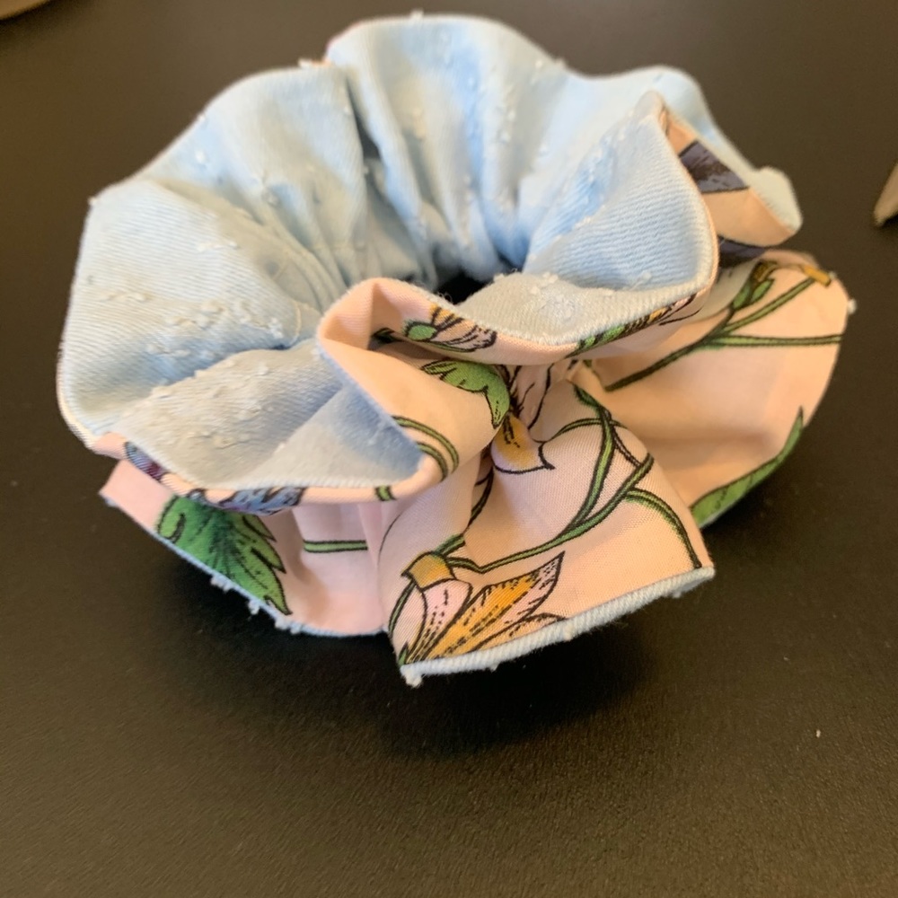 Double Ruffle Scrunchie